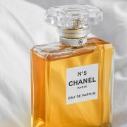 perfumes de mujer más vendidos