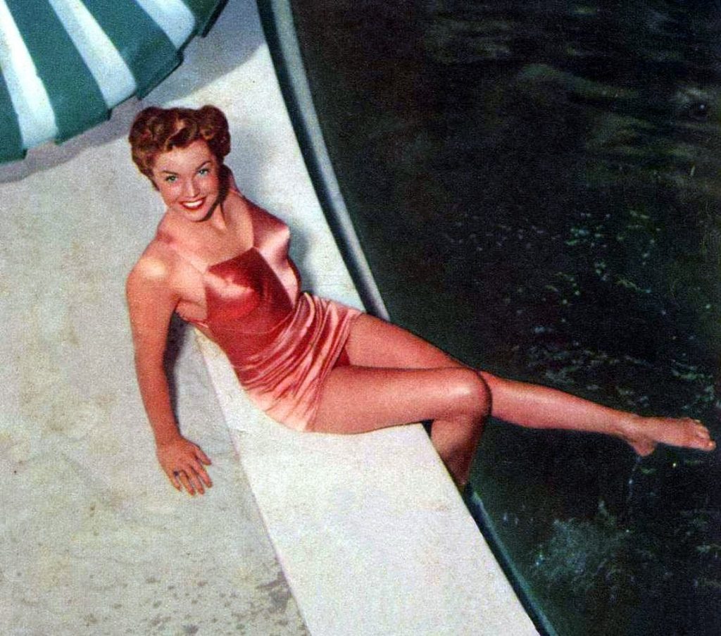 Esther Williams Lookremix